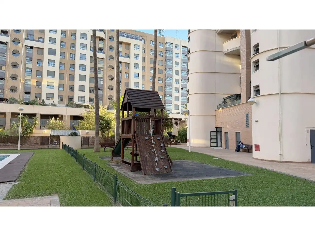 Exterior view of Flat for sale in Valencia  with Air Conditioner, Private garden and Terrace