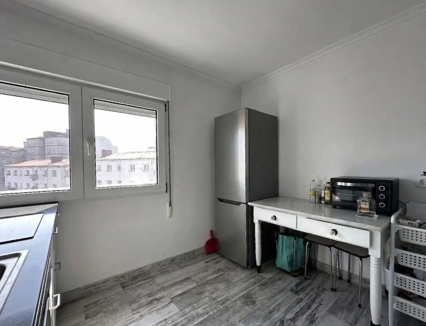 Kitchen of Flat for sale in Gijón   with Heating and Swimming Pool