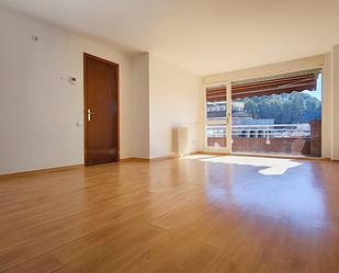 Living room of Flat to rent in Manresa  with Heating and Balcony