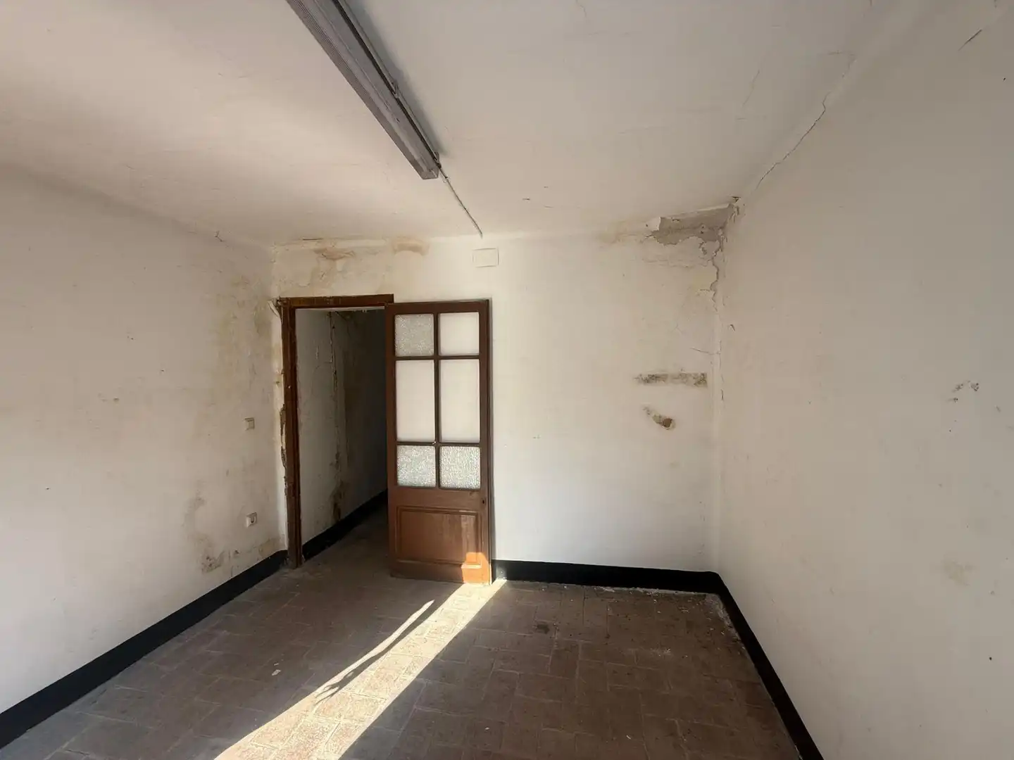 Haus oder Chalet zum Verkauf in Centelles mit Privatgarten, Terrasse und Balkon