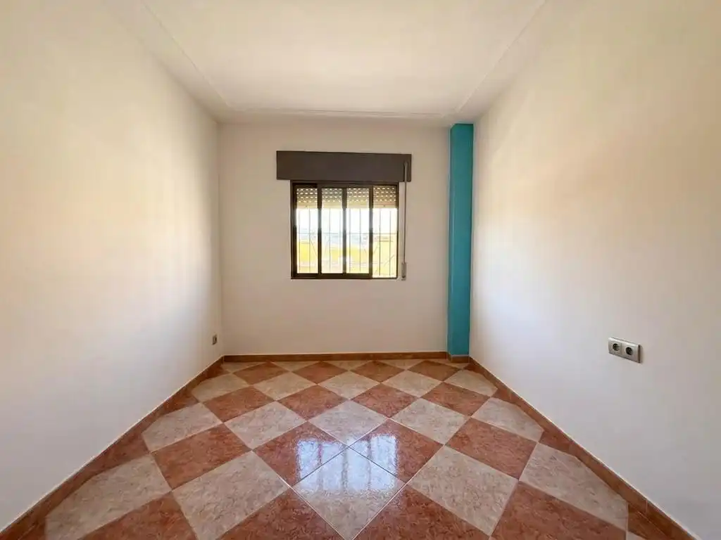 Dormitori de Casa o xalet en venda en Málaga amb Aire condicionat, Calefacció i Terrassa