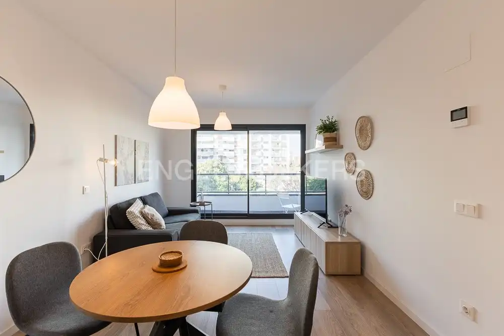Living room of Flat for rent in Valencia  with Air Conditioner, Heating and Parquet flooring