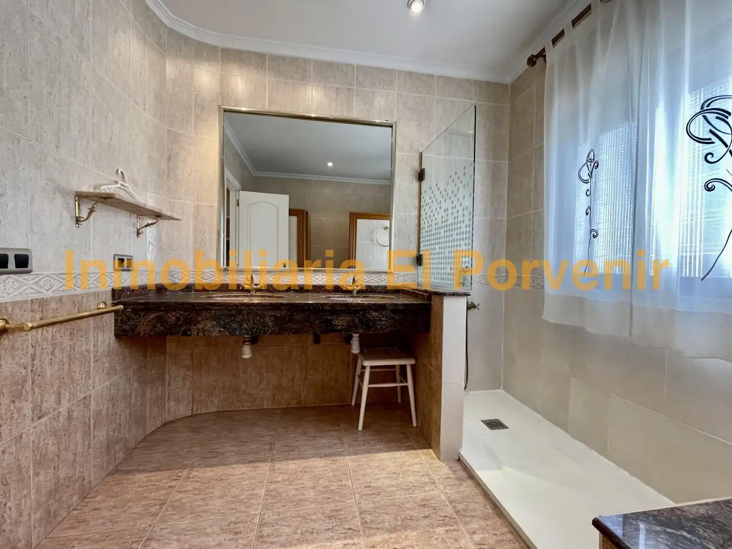 Casa o chalet en venta en Torrent con Aire acondicionado, Jardín privado y Terraza