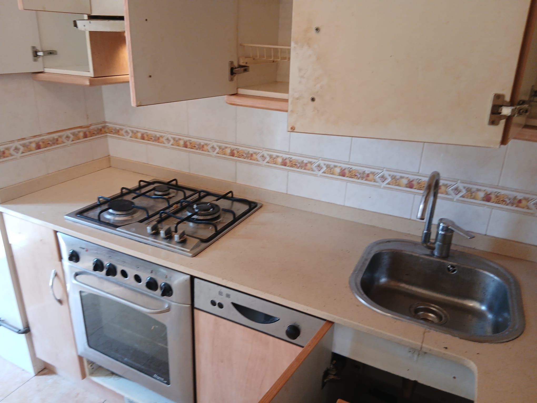 Kitchen of Flat for sale in Santa Coloma de Gramenet