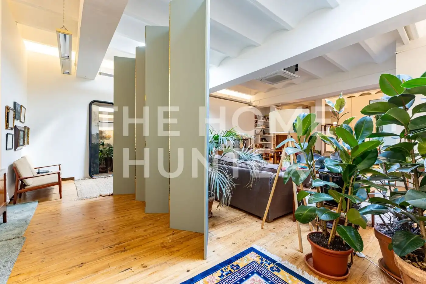 Loft zum Verkauf in Barcelona mit Klimaanlage, Heizung und Möbliert