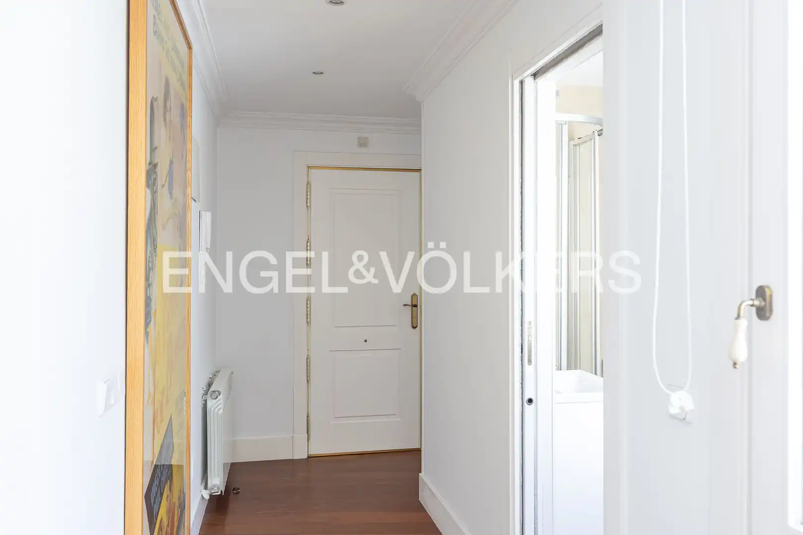 Flat for rent in Madrid  with Air Conditioner, Heating and Balcony
