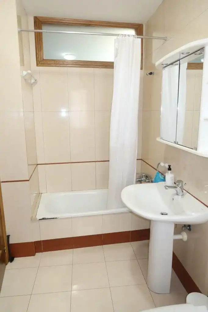 Apartment with lift to rent in Orzán, imagen 8