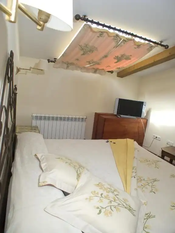 Habitación de Edificio en venta en Santa María del Tiétar