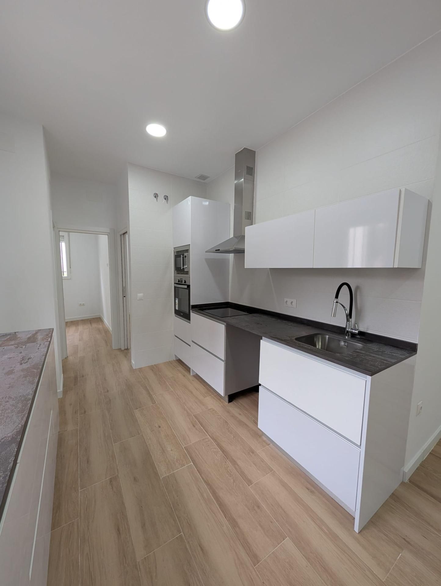 Kitchen of Planta baja to rent in Móstoles  with Air Conditioner and Storage room