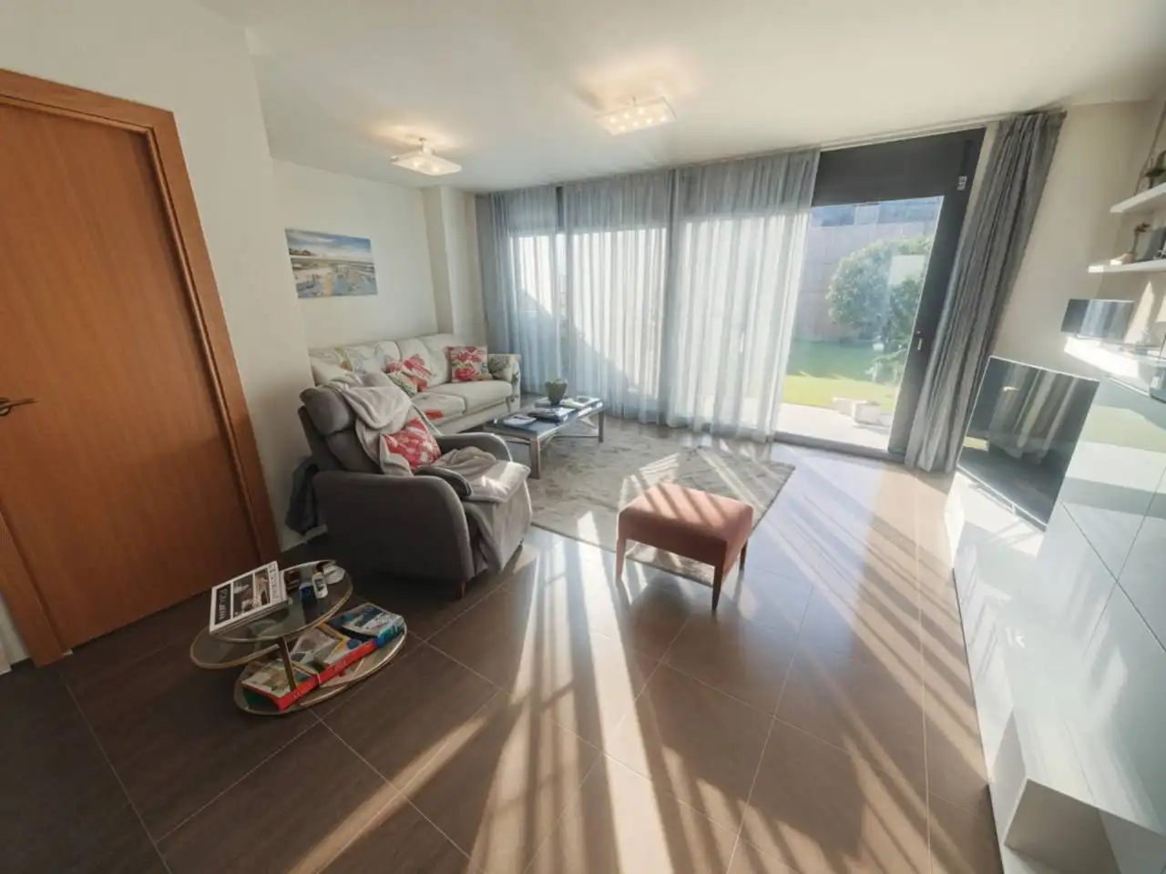 Sala d'estar de Casa o xalet en venda en Sant Quirze del Vallès amb Aire condicionat, Calefacció i Jardí privat