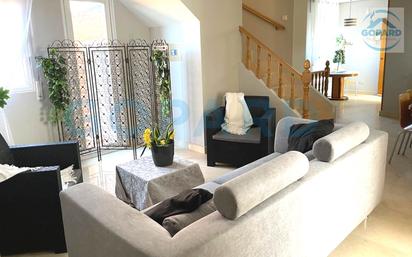 Living room of House or chalet to share in Las Rozas de Madrid  with Air Conditioner, Heating and Terrace