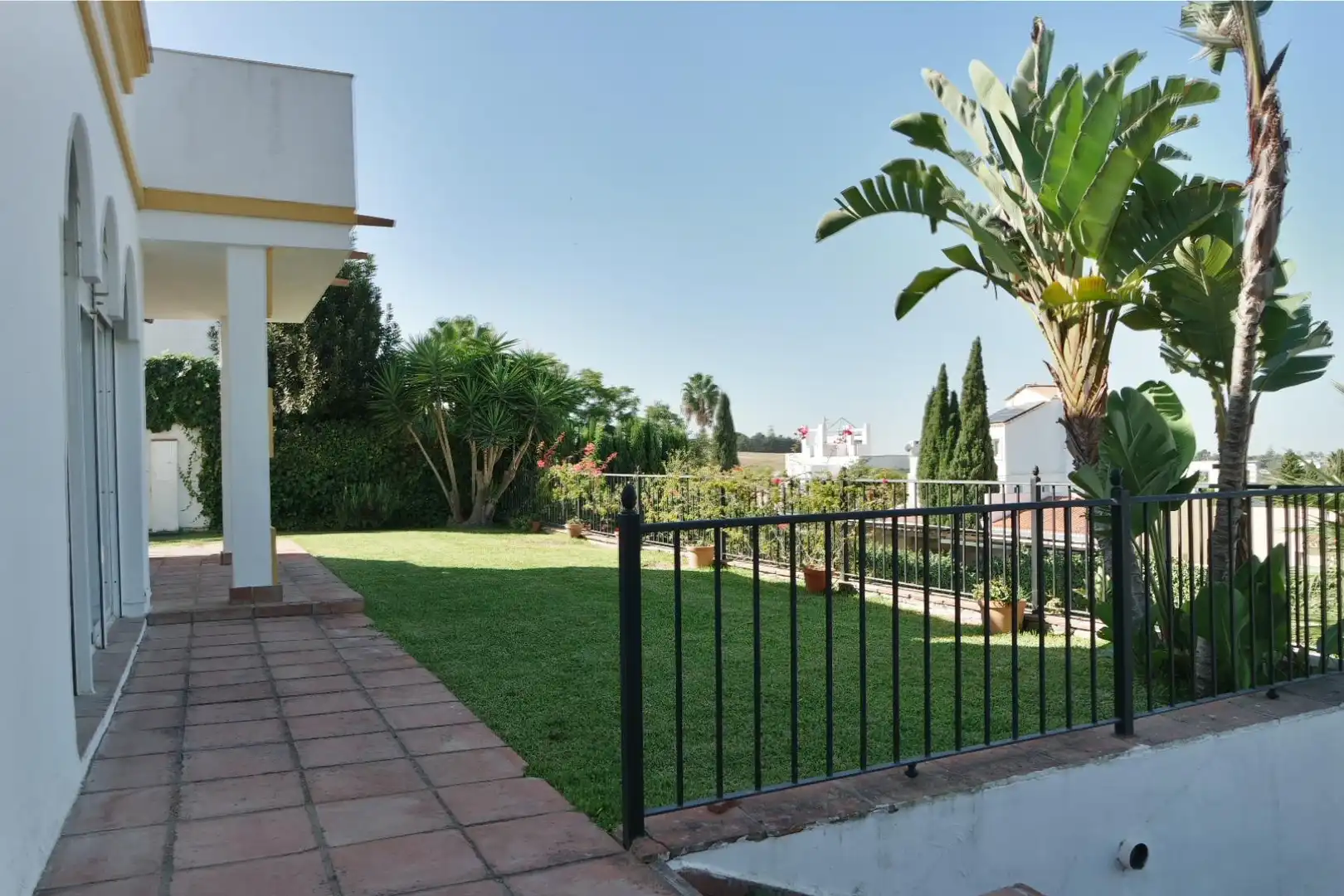 Garten von Haus zum Verkauf in Sanlúcar de Barrameda mit Klimaanlage, Heizung und Privatgarten