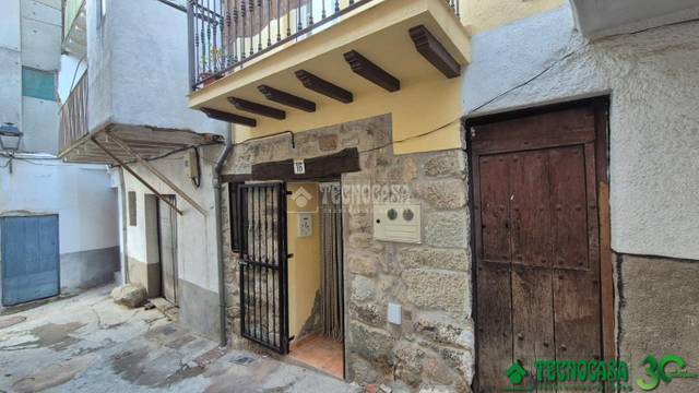 Casa adosada en Venta en Pedro Bernardo