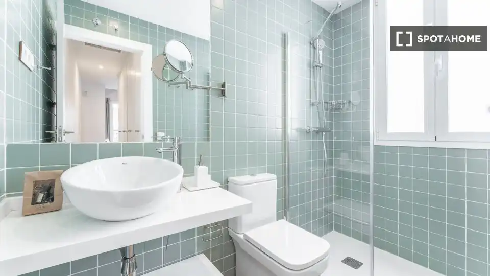 Flat with terrace to rent in Chamberí, imagen 7