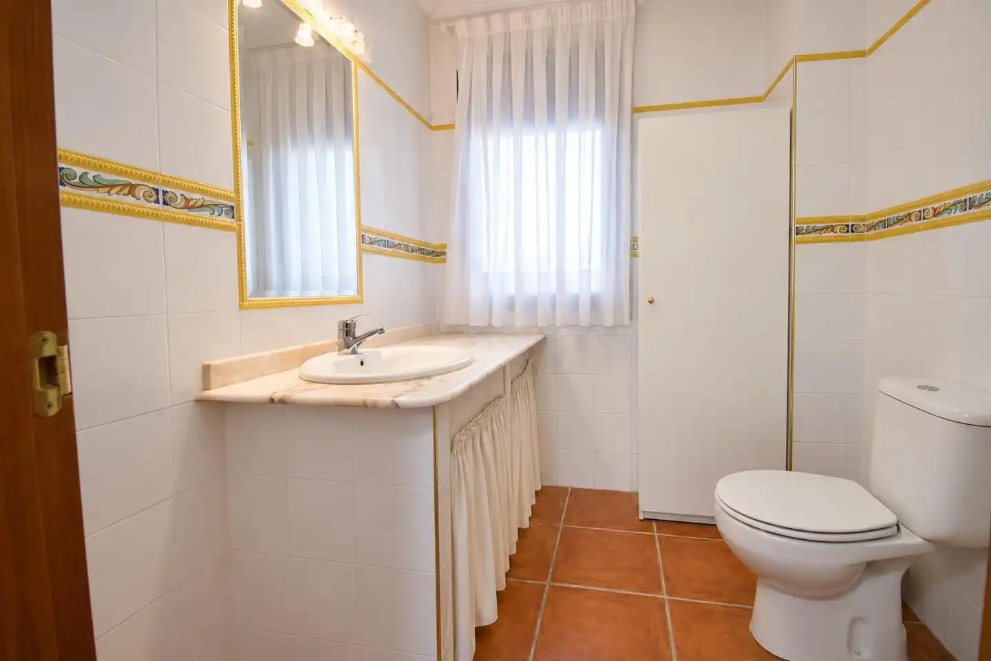 Baño de Casa o chalet en venta en Alcazarén con Calefacción, Jardín privado y Trastero