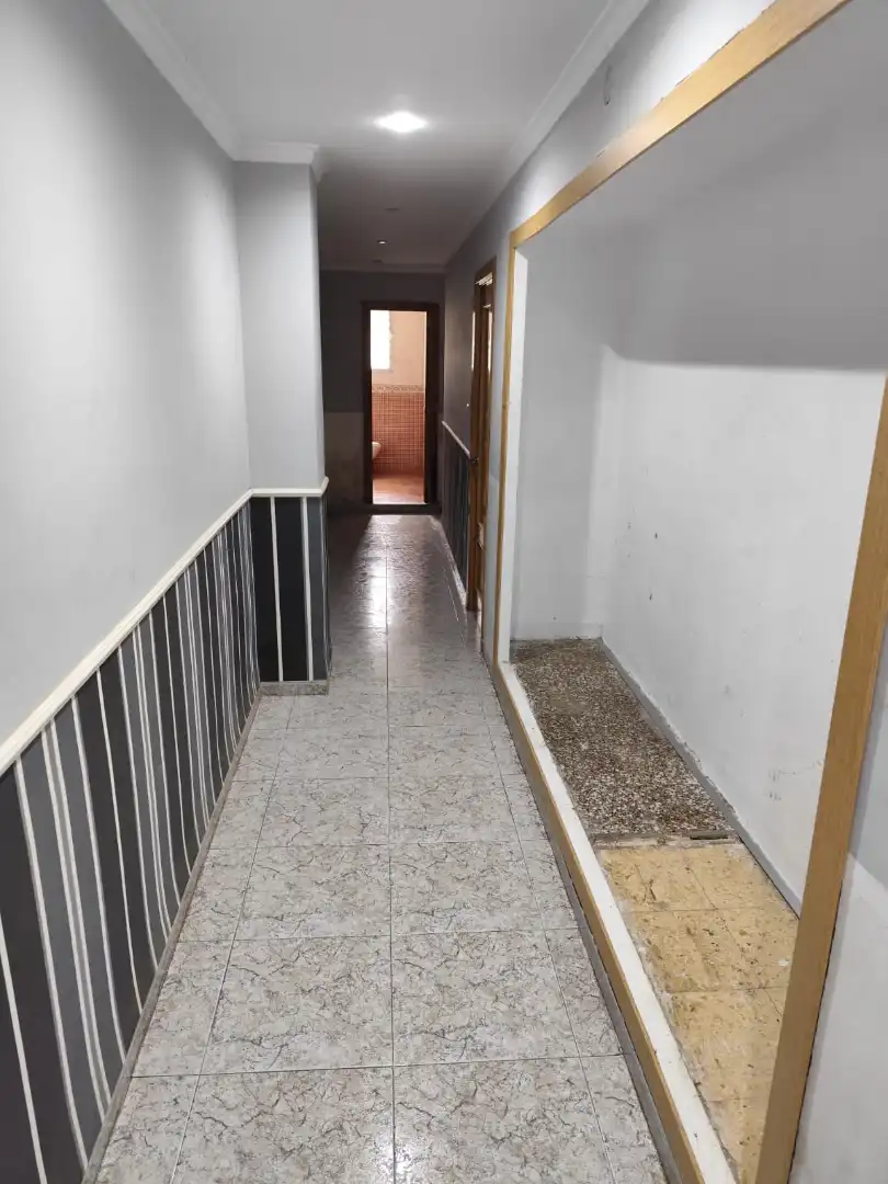 Wohnung zum Verkauf in Alzira mit Ofen, Waschmaschine und Mikrowelle