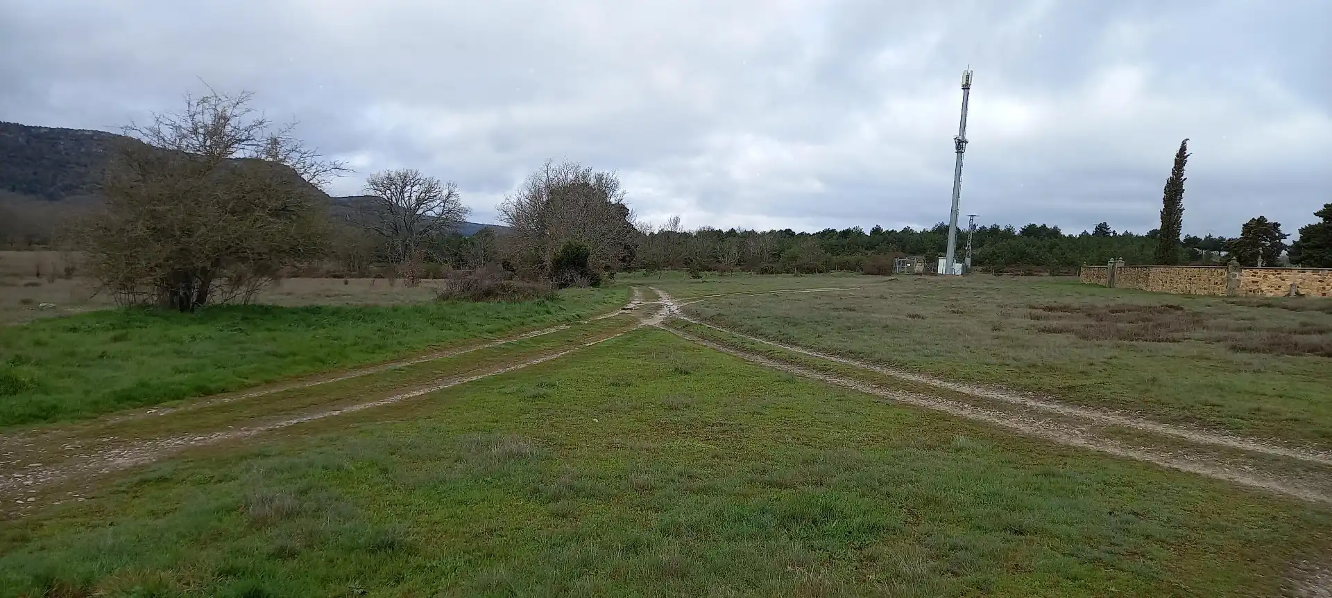 Residencial en venta en Cidones