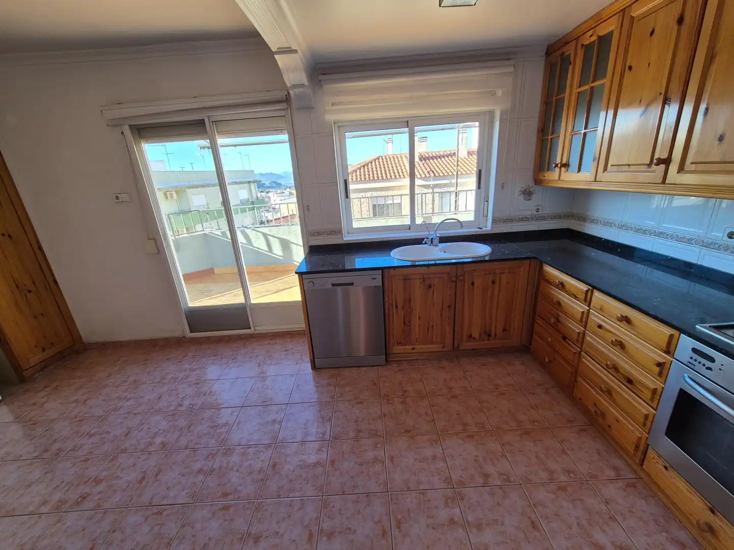 Cuina de Àtic en venda en Petrer amb Terrassa i Moblat