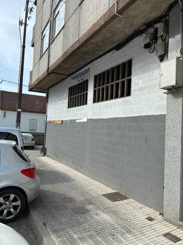 Local comercial en Venta en Avenida Finisterre en A Laracha