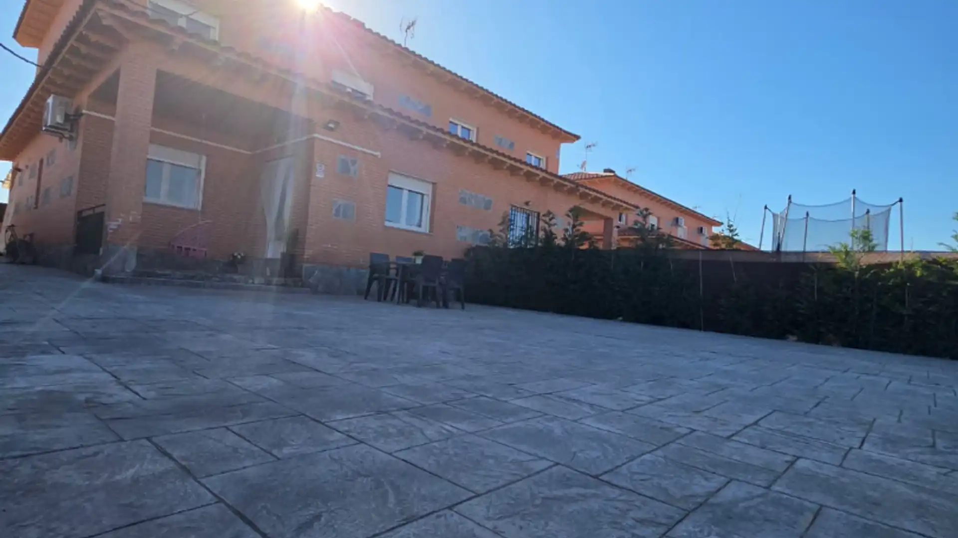 Vista exterior de Casa o xalet en venda en Carranque amb Aire condicionat, Calefacció i Jardí privat