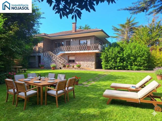 Casa-chalet en Venta en Calle arco en Palacio