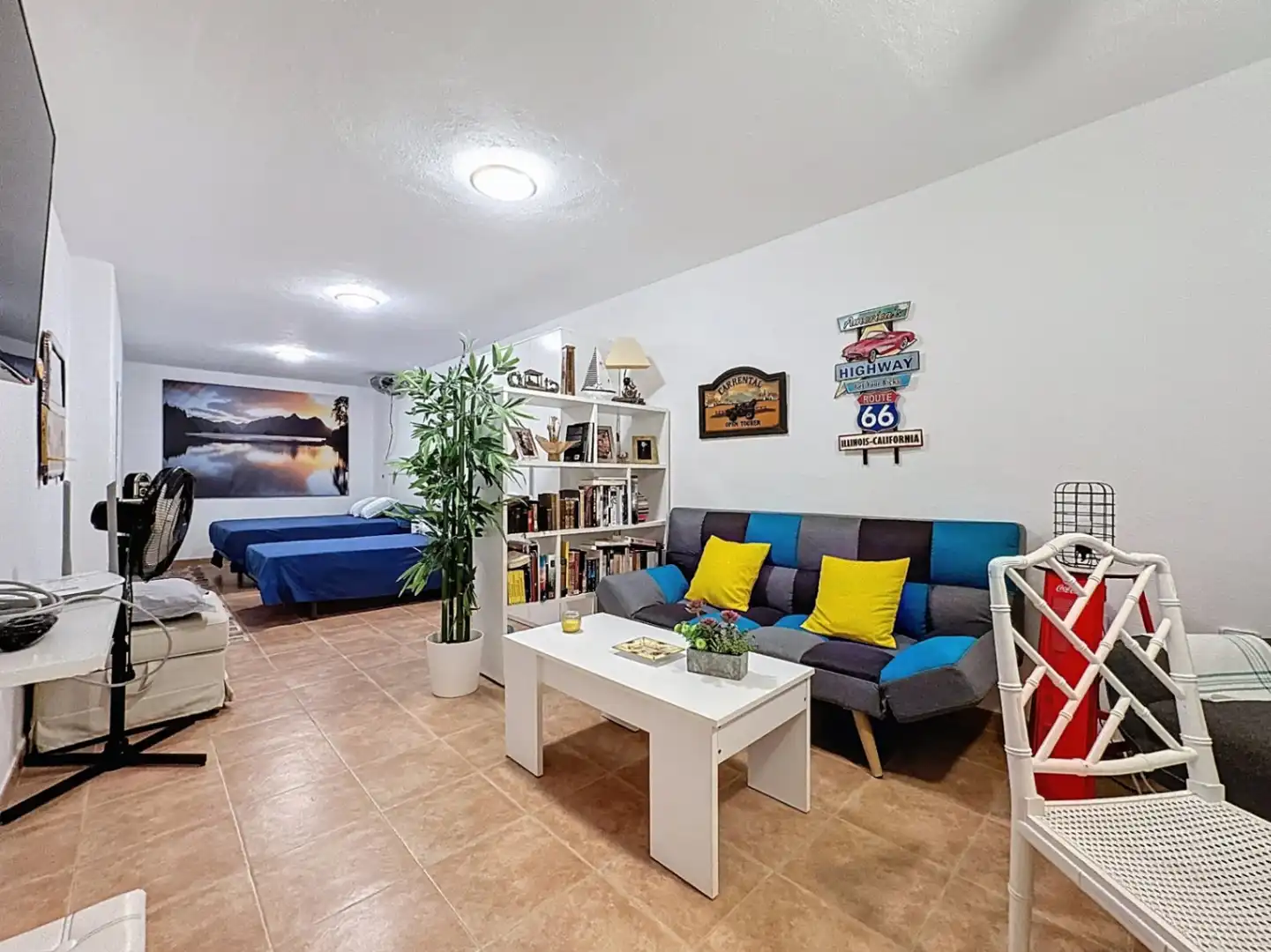 Sala d'estar de Casa adosada en venda en L'Alfàs del Pi amb Aire condicionat, Jardí privat i Terrassa