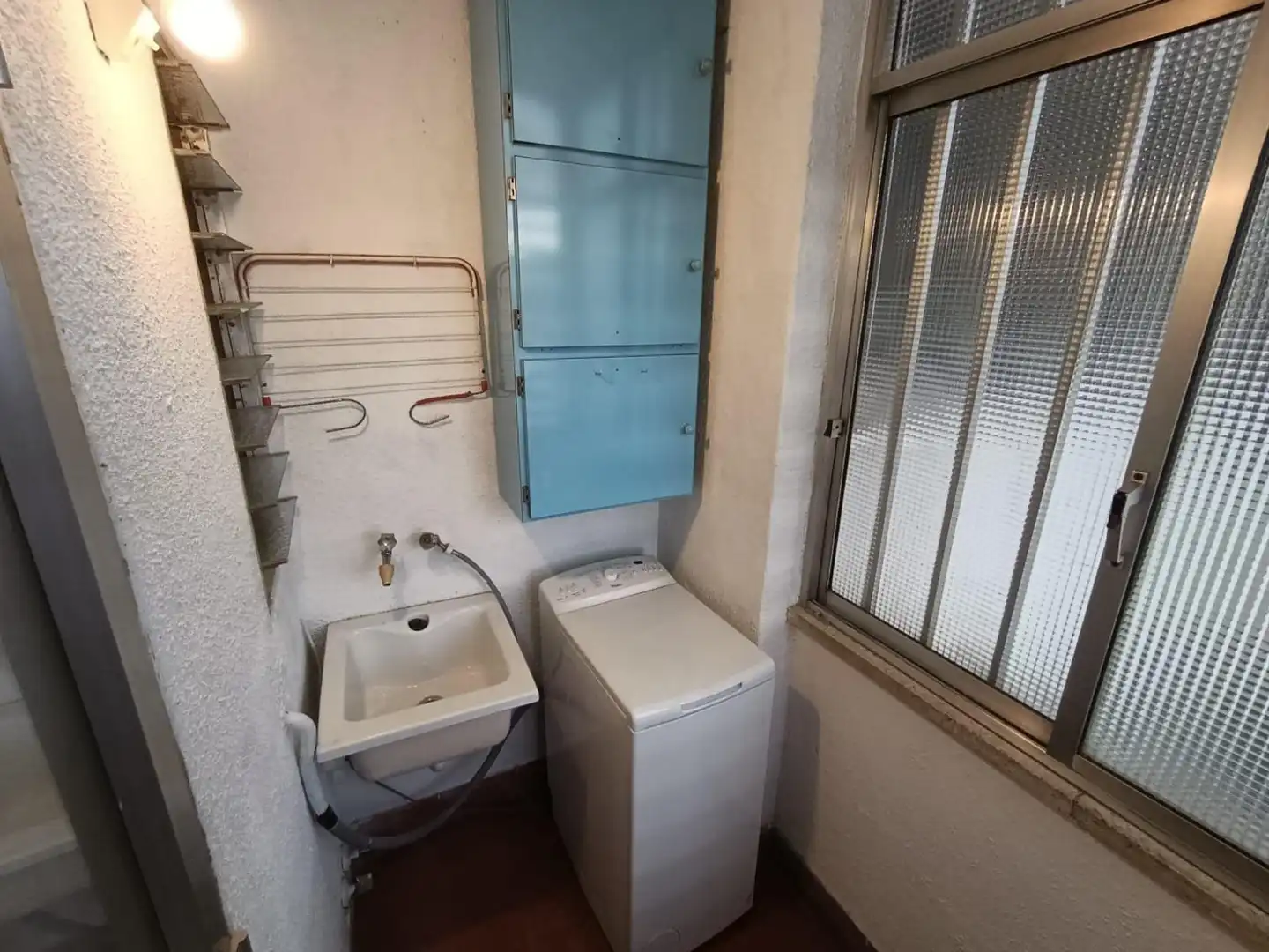 Bany de Pis en venda en Gijón  amb Calefacció, Parquet i Traster