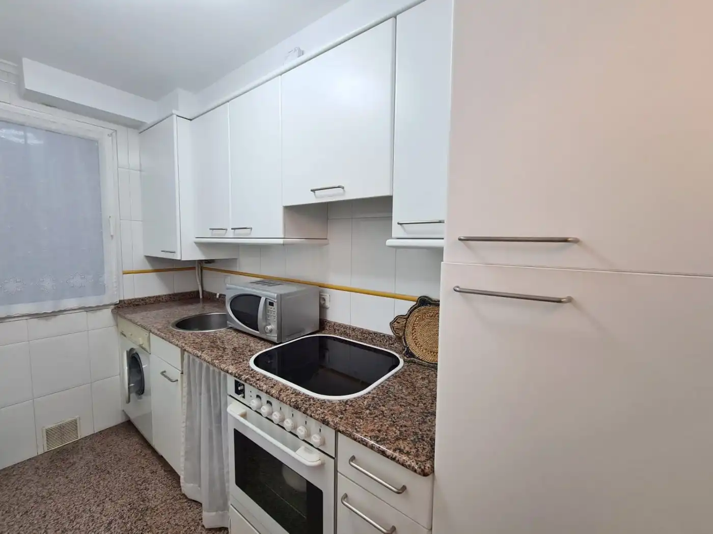 Estudio de alquiler en Avenida MAURA, El Sardinero