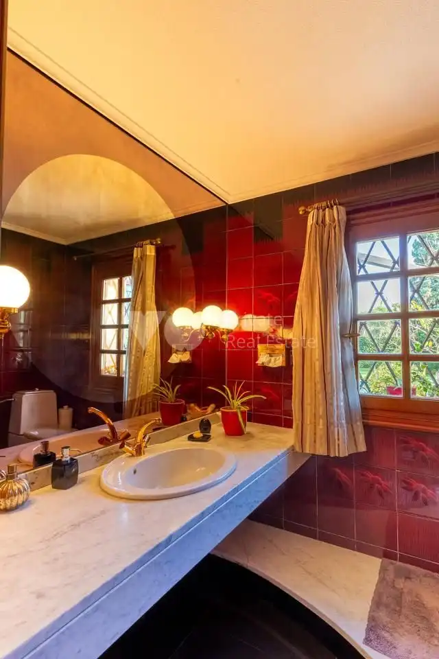 Baño de Casa o chalet en venta en Madrid con Aire acondicionado, Calefacción y Jardín privado