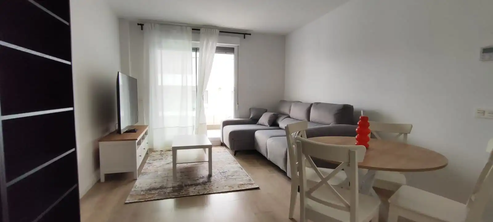 Sala d'estar de Apartament de lloguer en Marbella amb Aire condicionat, Terrassa i Traster