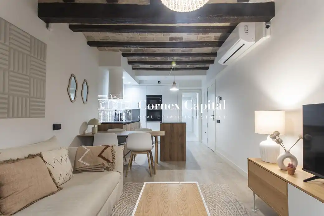 New build Flat with lift for sale in Carrer del Príncep de Viana, imagen 2