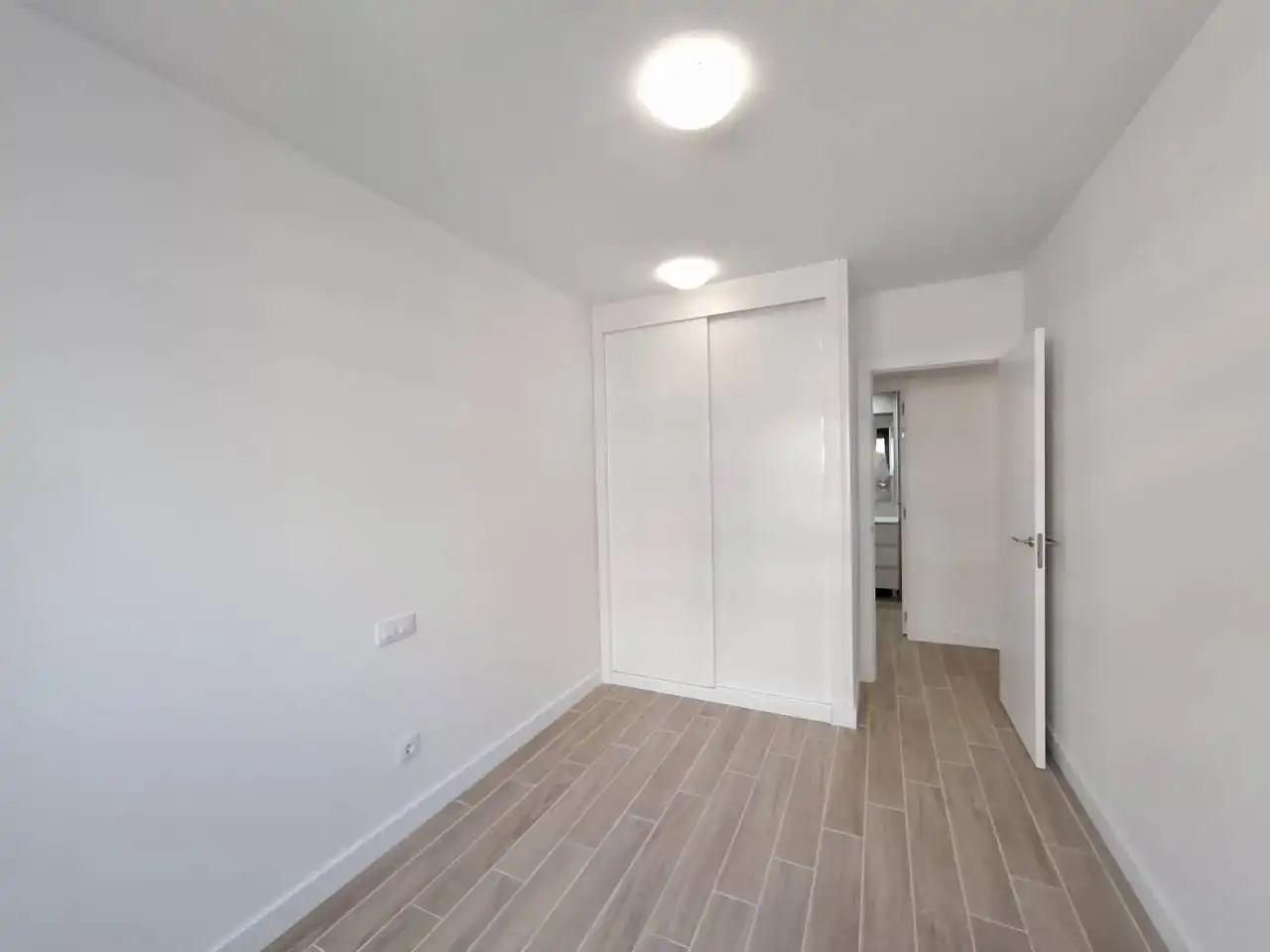 Flat for rent in Madrid  with Air Conditioner, Heating and Terrace