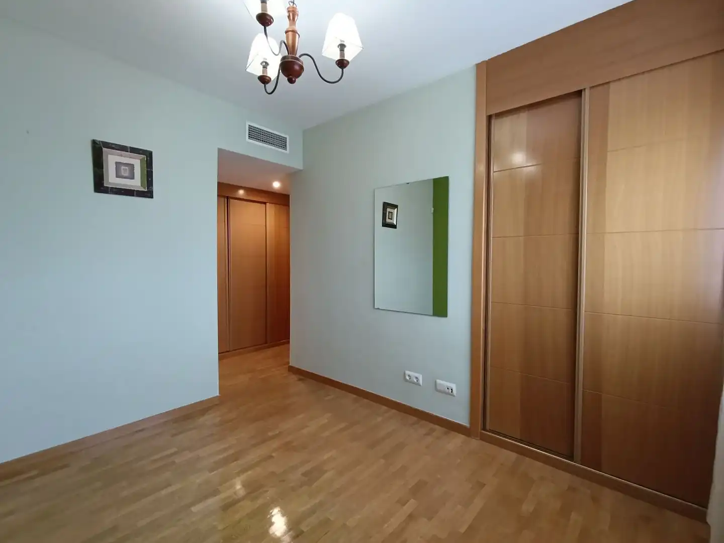 Wohnung zum Verkauf in Ciudad Real mit Klimaanlage, Heizung und Abstellraum