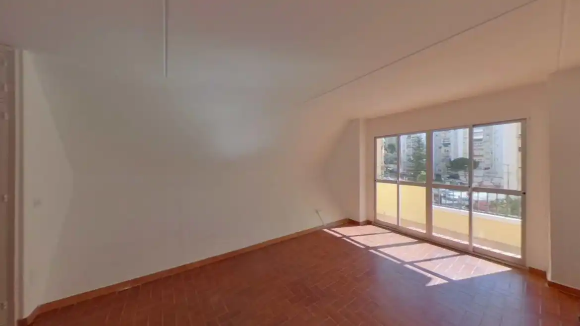 Duplex con ascensore in vendita a Ciudad Jardín