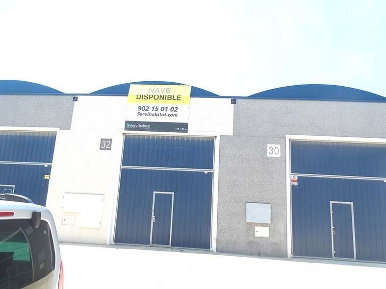 Exterior view of Industrial buildings for sale in  Zaragoza Capital