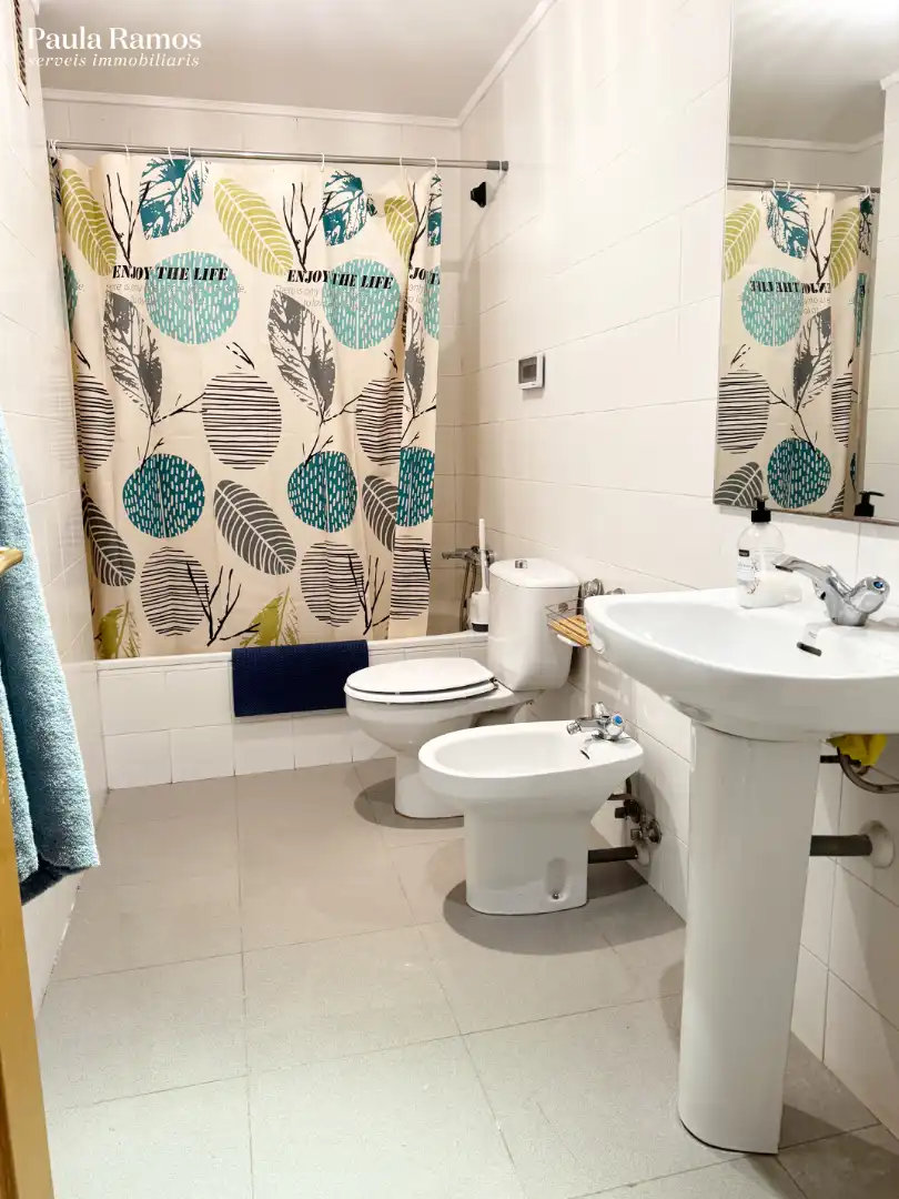 Baño de Piso en venta en Granollers con Calefacción, Trastero y Horno