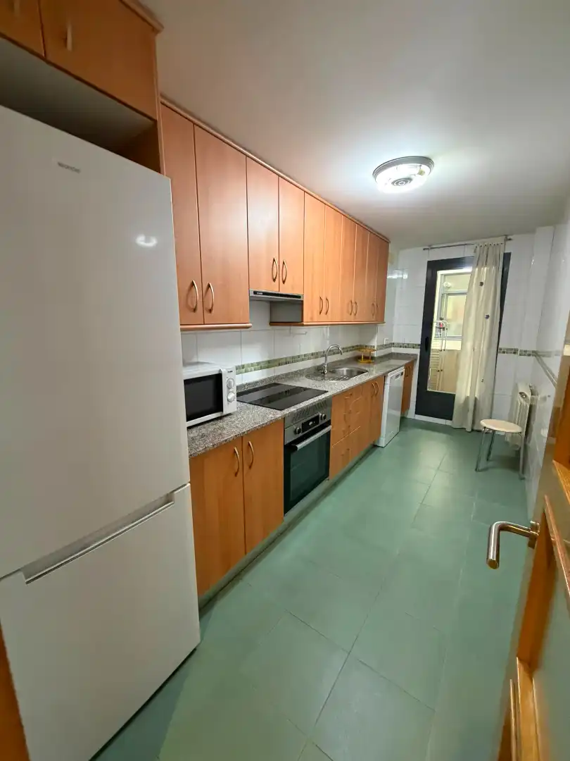 Cocina de Apartamento de alquiler en Ciudad Real con Amueblado