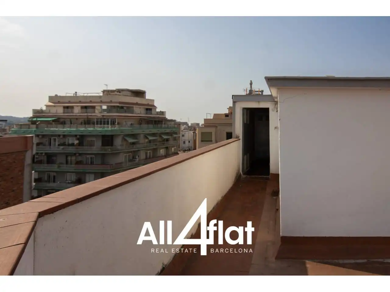 Àtic de lloguer en Barcelona amb Aire condicionat, Parquet i Terrassa