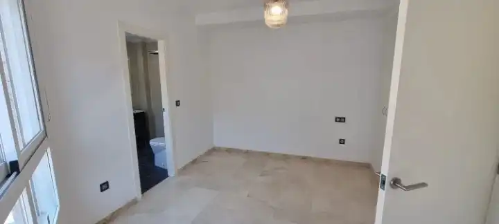 Piso de alquiler en Catarroja con Aire acondicionado, Calefacción y Horno