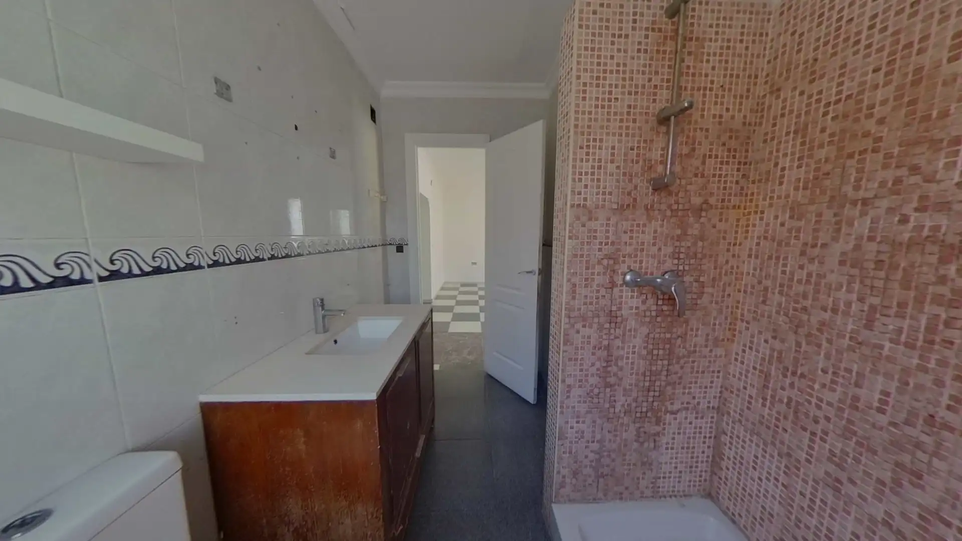 Bathroom of Flat for sale in La Línea de la Concepción