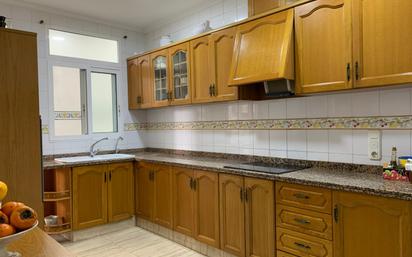 Kitchen of House or chalet for sale in Sollana  with Air Conditioner, Terrace and Balcony
