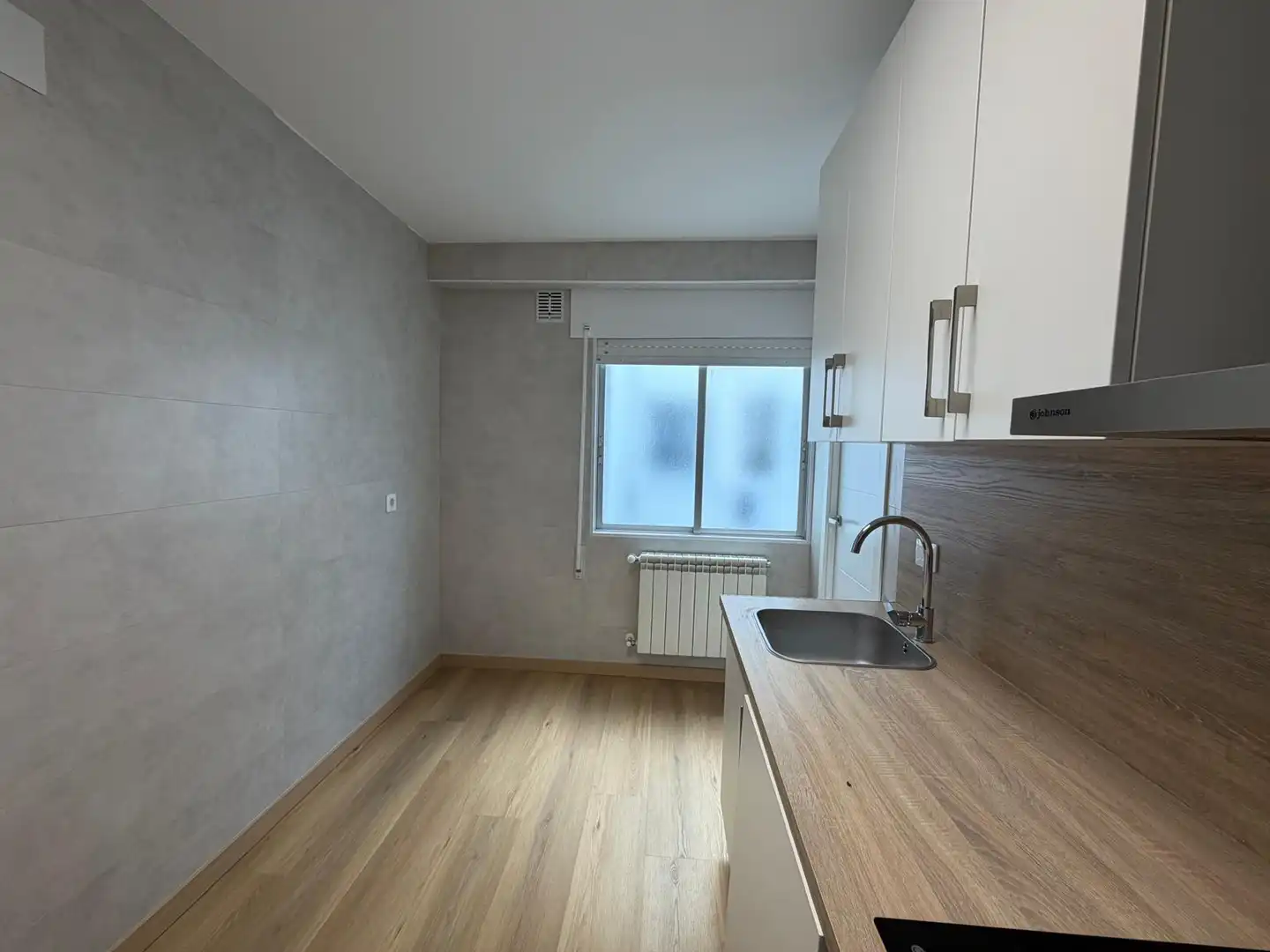 Habitación de Piso de alquiler en Lugo con Calefacción, Parquet y Trastero