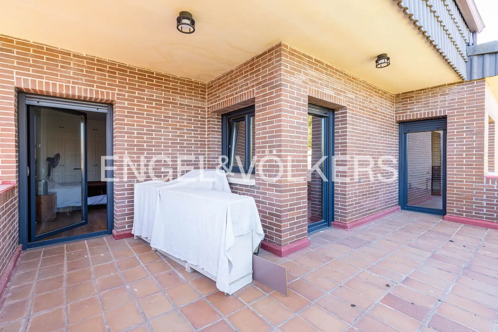 Terrace of Houses for rent in Pozuelo de Alarcón  with Heating, Private garden and Terrace