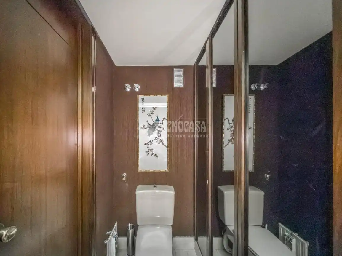 Badezimmer von Wohnung zum Verkauf in Madrid mit Heizung, Terrasse und Abstellraum
