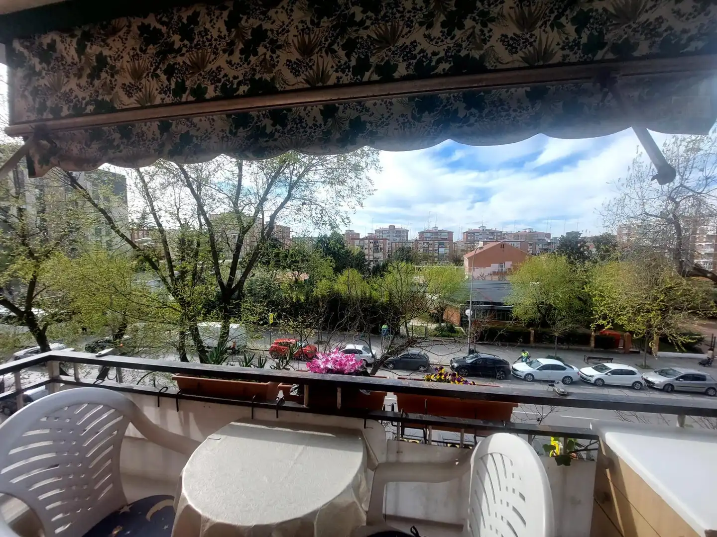 Terraza de Piso en venta en Madrid con Calefacción, Terraza y Amueblado