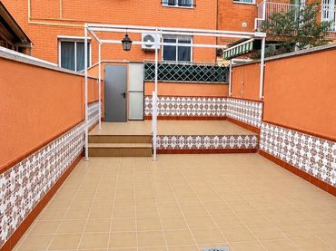 Casa a schiera con balcone in vendita a Carrer Carrer Vall d'Aran