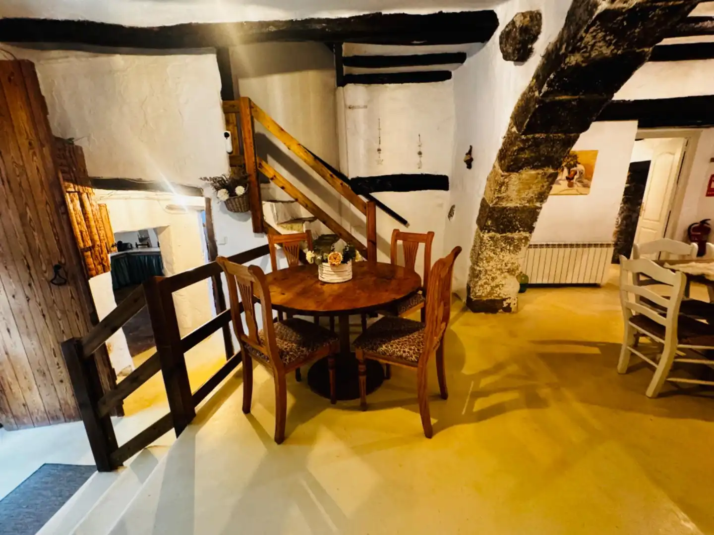 Comedor de Finca rústica en venta en Sant Sadurní d'Anoia con Aire acondicionado, Calefacción y Jardín privado