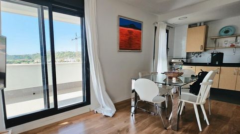 Luz, Espacio y Exclusividad! Espectacular Vivienda Seminueva 2017 con Terraza, Garaje y Urbanización Premium
