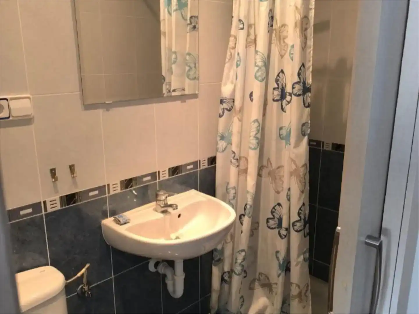 Bathroom of Flat for sale in Calpe / Calp  with Air Conditioner, Private garden and Swimming Pool