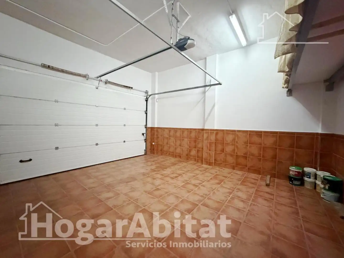 Casa adosada en venda en Sagunto / Sagunt amb Aire condicionat, Jardí privat i Terrassa
